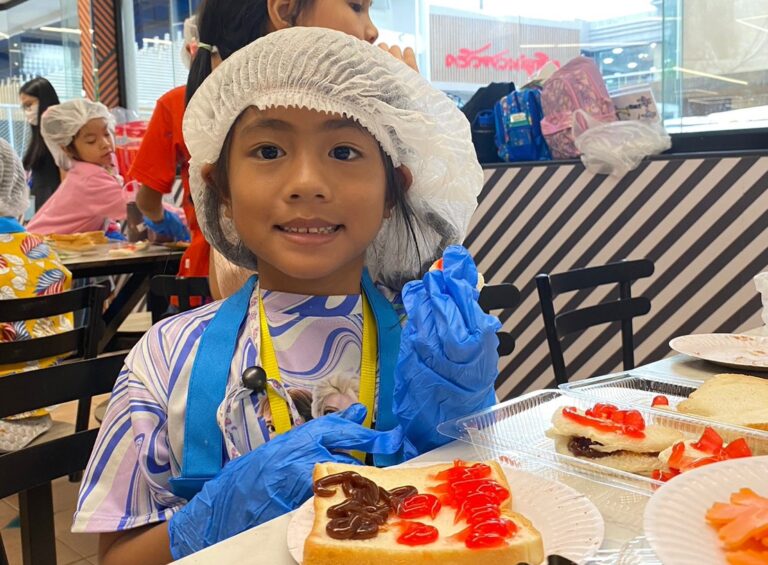 สำนักกิจการพิเศษ ร่วมกับ โครงการสอนดนตรีบุคคลภายนอก และคณะมนุษยศาสตร์และสังคมศาสตร์  ม.สวนดุสิต จัดกิจกรรม Suan Dusit Smart Camp in October 2023 (วันที่ 4)    