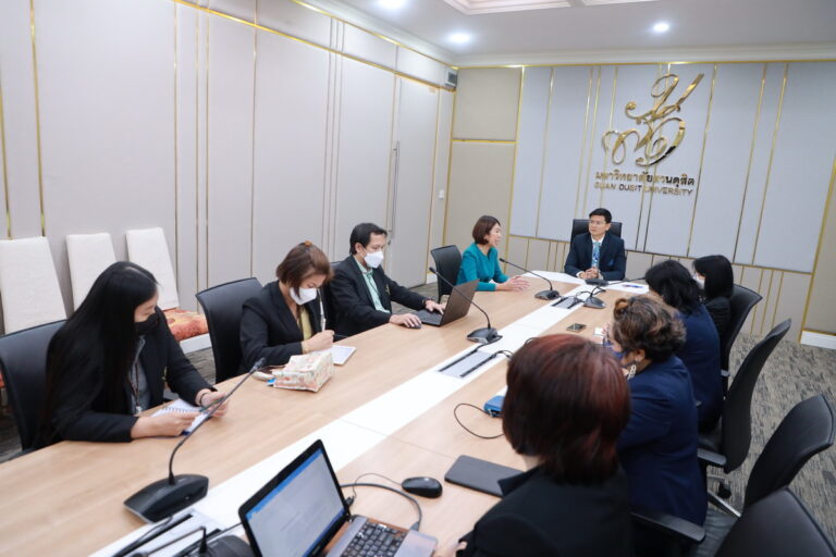 สำนักกิจการพิเศษ ร่วมกับ สำนักวิทยบริการฯ ม.สวนดุสิต ประชุมหารือการจัดทำเว็บไซต์เพื่อการเรียนรู้ (Web-based Learning)