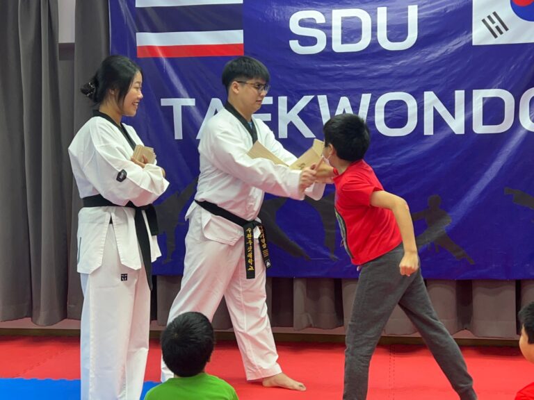 สำนักกิจการพิเศษ ร่วมกับ โครงการสอนดนตรีบุคคลภายนอก และคณะมนุษยศาสตร์และสังคมศาสตร์ ม.สวนดุสิต จัดกิจกรรม Suan Dusit Smart Camp in October 2023 (วันที่ 6)    