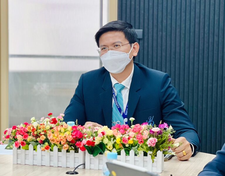 สำนักกิจการพิเศษ ร่วมกับ ศูนย์ฯ นครนายก ม.สวนดุสิต ประชุมหารือแนวทางการดำเนินงานผลิต และบริการอาหารให้กับโรงเรียนสาธิตละอออุทิศ นครนายก 