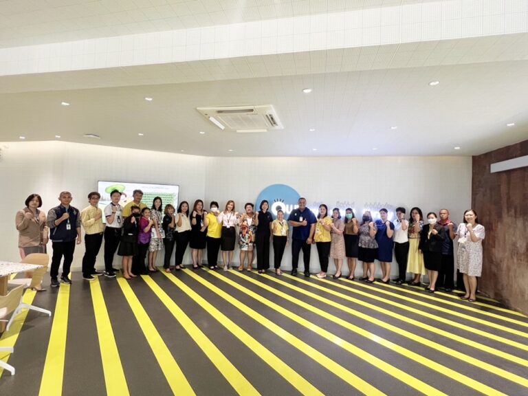 โครงการศูนย์บริหารกายเพื่อสุขภาพ ม.สวนดุสิต จัดกิจกรรมเปิดโลกสุขภาพ ให้ความรู้เกี่ยวกับออฟฟิศซินโดรมให้แก่บุคลากรสำนักวิทยบริการและเทคโนโลยีสารสนเทศ