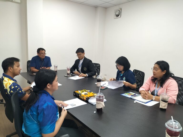 สำนักกิจการพิเศษ ม.สวนดุสิต ตรวจเยี่ยมการดำเนินงานโครงการอาหารกลางวัน 1 (หอพักนักศึกษา และครัวสวนดุสิต) ศูนย์การศึกษา นครนายก