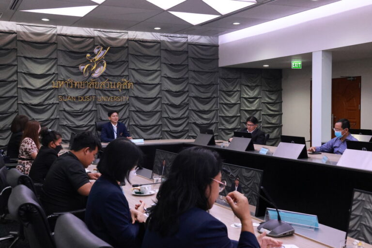 โครงการศูนย์บริหารกายเพื่อสุขภาพ สำนักกิจการพิเศษ มสด. จัดประชุมให้คำปรึกษา เเสดงความคิดเห็น การใช้พื้นที่อาคารพลศึกษา ชั้น 2 (โรงยิม)