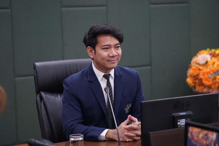 สำนักกิจการพิเศษ ม.สวนดุสิต จัดการประชุมกิจกรรมการพัฒนาธุรกิจและการตลาด