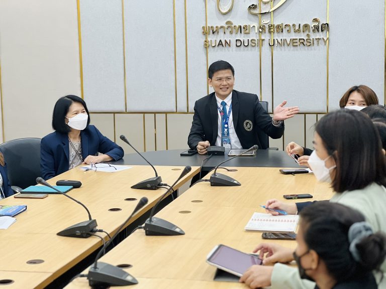 สำนักกิจการพิเศษ ม.สวนดุสิต ปฐมนิเทศนักศึกษาฝึกประสบการณ์วิชาชีพ สาขาวิชาเลขานุการทางการแพทย์ และสาขาวิชานิเทศศาสตร์นวัตกรรมและผู้ประกอบการธุรกิจ คณะวิทยาการจัดการ ประจำภาคเรียนที่ 3/2566