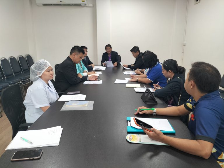 สำนักกิจการพิเศษ ม.สวนดุสิต ตรวจเยี่ยมการดำเนินงานโครงการอาหารกลางวัน 1 (หอพักนักศึกษา และครัวสวนดุสิต) ศูนย์ฯ นครนายก