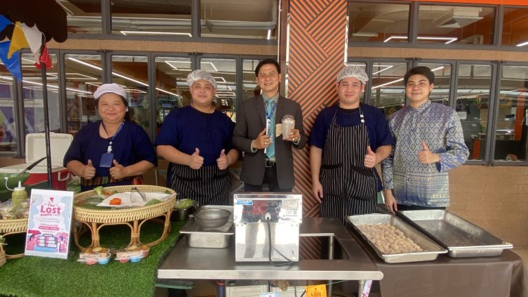 ครัวสวนดุสิต สำนักกิจการพิเศษ ม.สวนดุสิต จัดกิจกรรมจำหน่ายอาหาร “The Lost Taste” รสชาติ…ที่หายไป โดยพนักงานที่เป็นผู้บกพร่องทางการได้ยิน