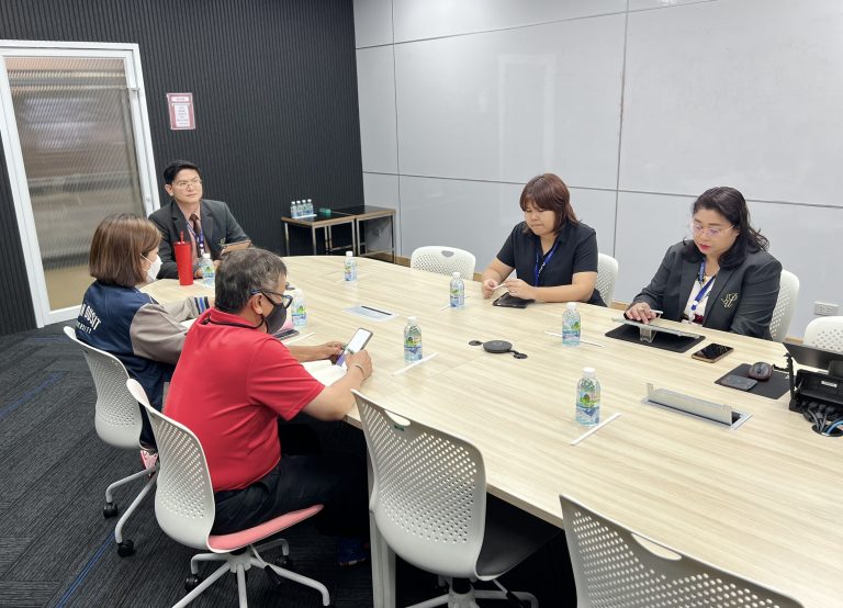 สำนักกิจการพิเศษ ม.สวนดุสิต จัดประชุมติดตาม ทวนสอบการบำบัดน้ำในสระว่ายน้ำ วิทยาเขตสุพรรณบุรี และศูนย์การศึกษาที่มีสระว่ายน้ำให้เป็นมาตรฐานเดียวกัน 