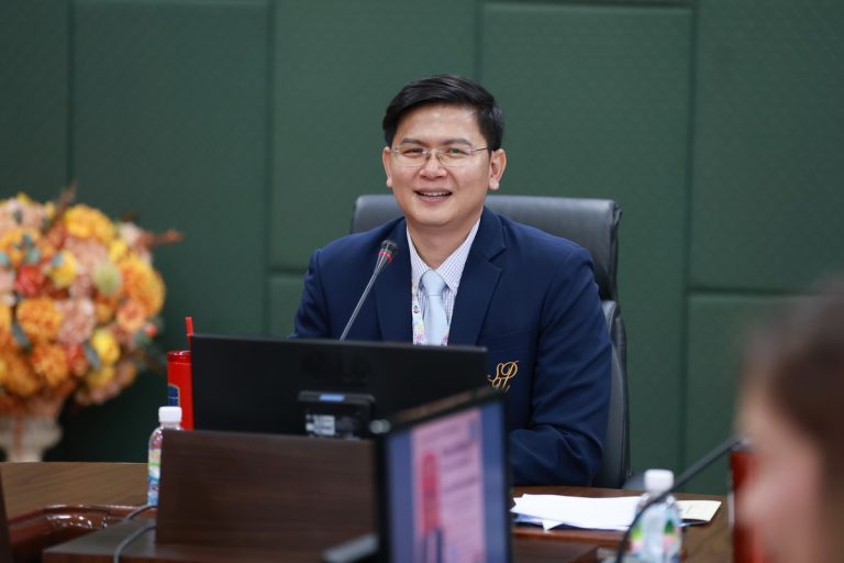 สำนักกิจการพิเศษ ม.สวนดุสิต จัดประชุมเตรียมความพร้อมการจัดกิจกรรม Storytelling “คิดดังๆ แบบสวนดุสิต” ภายใต้หัวข้อ “เบื้องหลังสำรับ: การจัดอาหาร คือ การสื่อสาร”