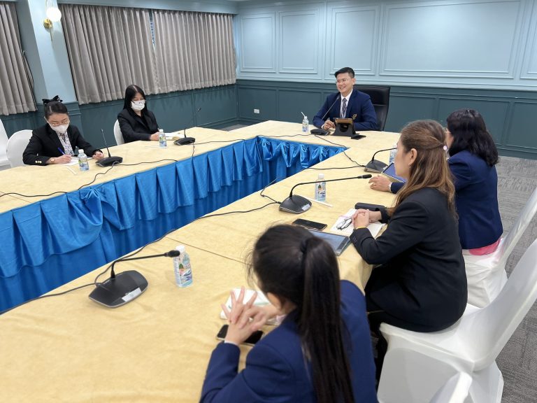 สำนักกิจการพิเศษ ม.สวนดุสิต จัดประชุมหารือการดำเนินงานด้านงาน เงิน คน ของโรงแรมสวนดุสิต เพลส