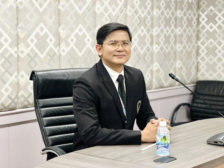 สำนักกิจการพิเศษ จัดประชุมเพื่อหารือร่วมกับตัวแทนบริษัท Ev sun Thailand ผู้นำเข้าหลอดไฟที่มีคุณสมบัติช่วยลดเชื้อแบคทีเรียจากประเทศมาเลเซีย 