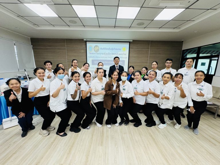 โรงเรียนฝึกอาชีพกรุงเทพมหานคร (ดินแดง 1) ร่วมกับ โรงเรียนการท่องเที่ยวฯ และสำนักกิจการพิเศษ จัดกิจกรรมฝึกปฏิบัติงานหลักสูตรพนักงานแม่บ้านโรงแรมระดับต้น 72 ชั่วโมง ภายใต้โครงการ MOU ระหว่างกรุงเทพมหานคร กับ ม.สวนดุสิต