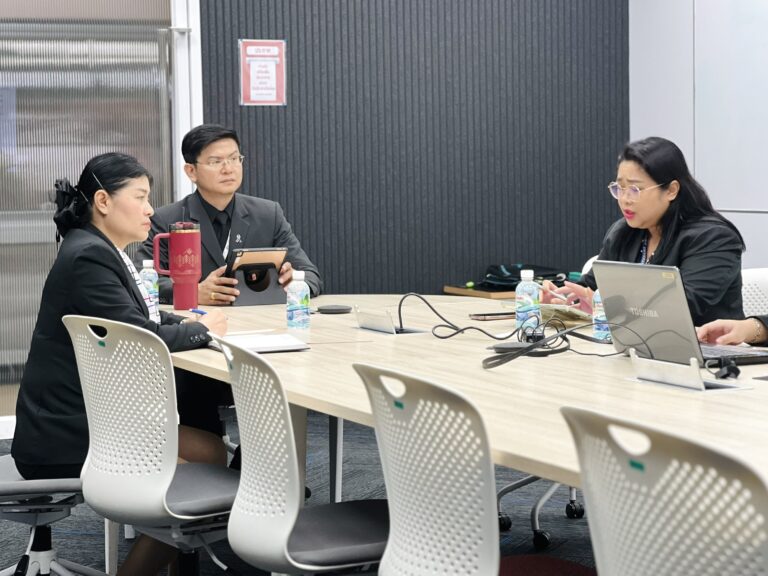 สำนักกิจการพิเศษ ม.สวนดุสิต จัดประชุมแลกเปลี่ยนและถ่ายทอดข้อมูลการให้บริการตามมาตรฐานฮาลาล ร่วมกับ ศูนย์การศึกษา ตรัง