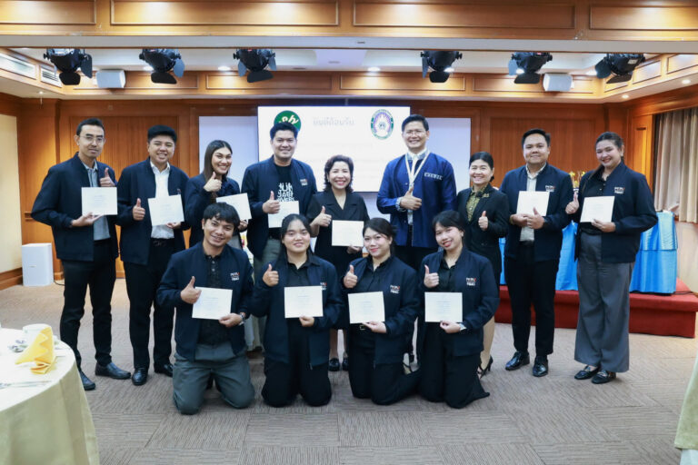 สำนักกิจการพิเศษ ม.สวนดุสิต ให้การต้อนรับคณะผู้บริหารและบุคลากร สำนักบริหารจัดการทรัพย์สินและสิทธิประโยชน์ ม.ราชภัฏภูเก็ต ในการอบรมหลักสูตรมารยาทบนโต๊ะอาหารแบบสากล