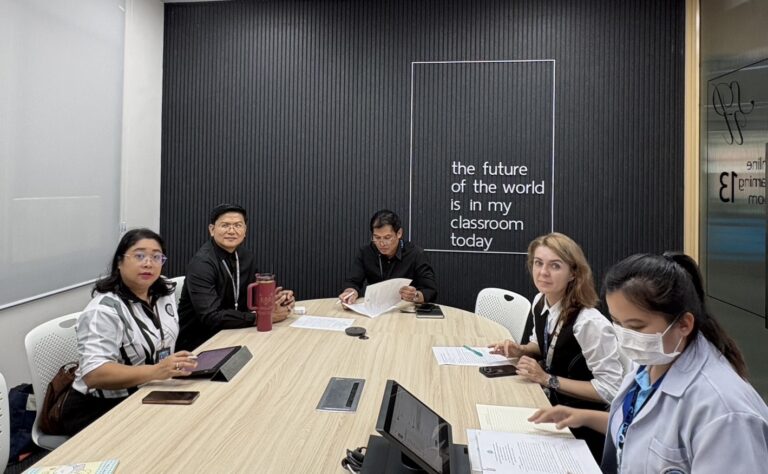 สำนักกิจการพิเศษ ม.สวนดุสิต ตรวจเยี่ยมการดำเนินงานโครงการอาหารกลางวัน 1 (หอพักนักศึกษา และครัวสวนดุสิต) ศูนย์ฯ นครนายก