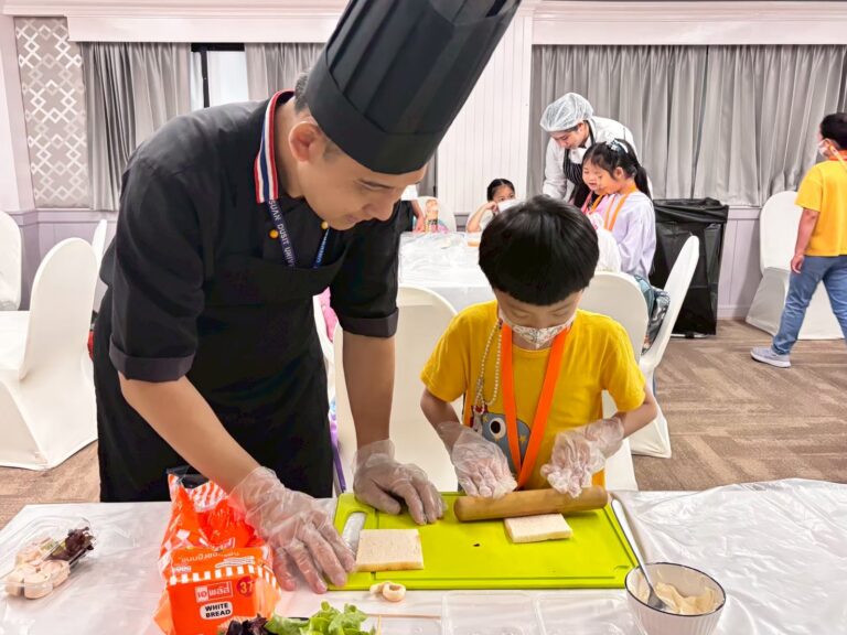สำนักกิจการพิเศษ ร่วมกับ โครงการสอนดนตรีบุคคลภายนอก คณะมนุษยศาสตร์และสังคมศาสตร์ มสด. จัดกิจกรรม SDU Smart Innovators Camp (วันที่ 14)