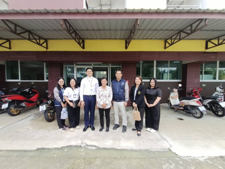 สำนักกิจการพิเศษ ม.สวนดุสิต ตรวจเยี่ยมการดำเนินงานโครงการอาหารกลางวัน 1 (หอพักนักศึกษา และครัวสวนดุสิต) ศูนย์ฯ นครนายก